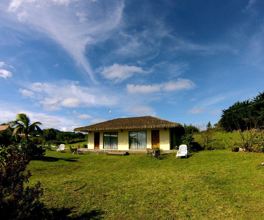 Cabanas Honu Nui Villa Hanga Roa Exterior foto